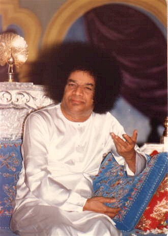 http://www.sathyasai.org/images/swami28.jpg